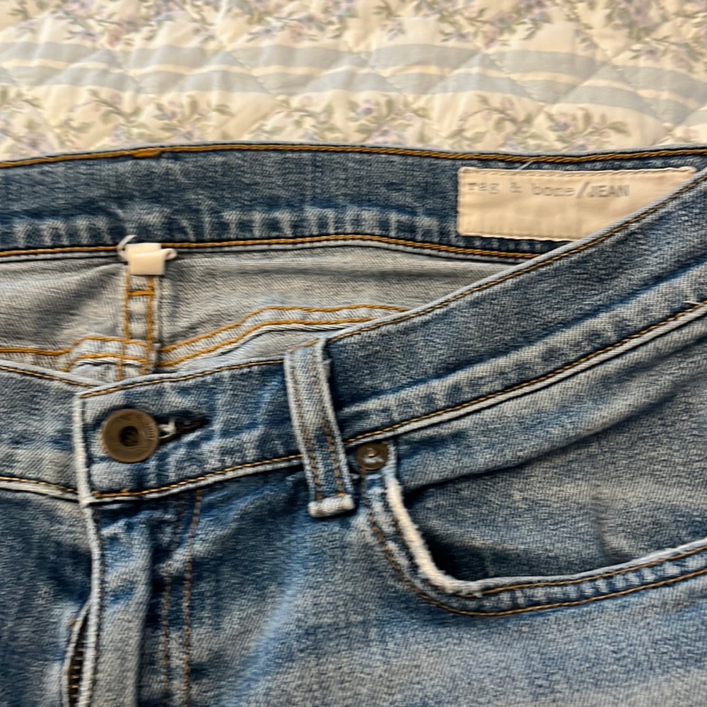 Rag and Bones tomboy cut denim jeans size 28